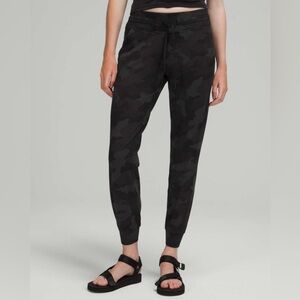 Lululemon full length camo joggers. Excellent condition